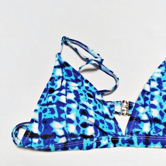 Cupshe Blue and White Tie Dye Triangle Bikini Top Medium - Picture 2 of 7